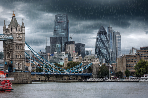 Londres lloviendo