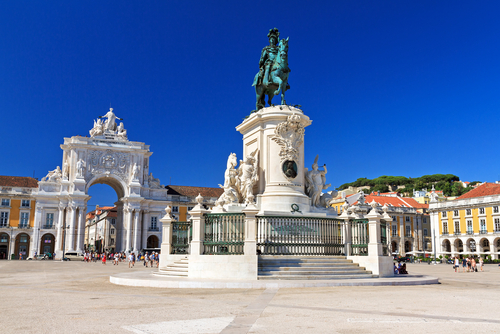 Plaza del Comercio, uno de los lugares que ver en Lisboa