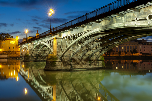 Puente de Triana en Sevilla