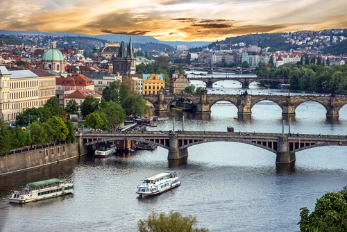 Río Moldava en Praga