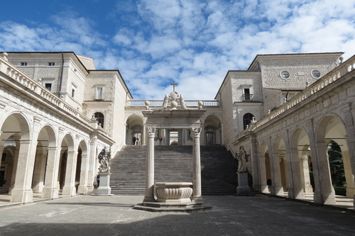Abadía de Montecassino cerca de Roma