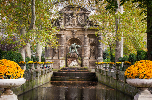 Fuente Medici, una de las fuentes más bonitas de París