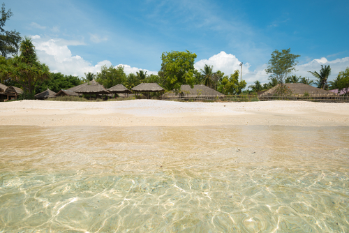 Playa en Gili Air de las islas Gili