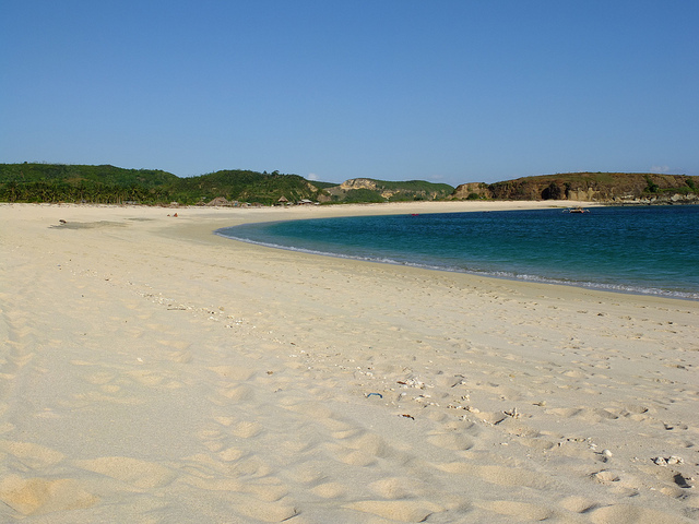 Playa Kuta en Lombok, Indonesia