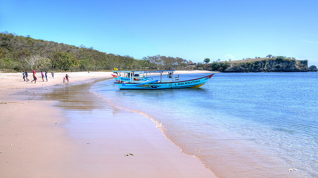 Playas de Lombok, Tangsy
