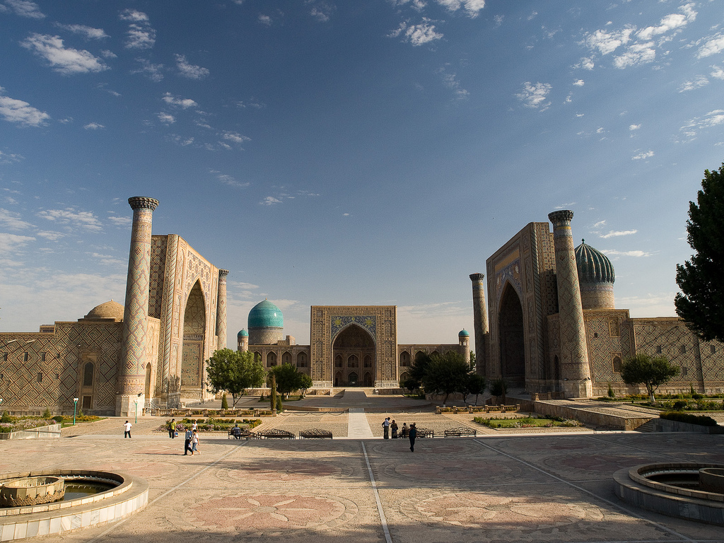 Plaza de Registán en Samarkanda