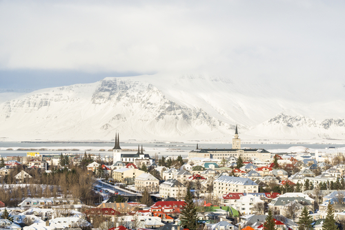 Paisajes invernales: Reikiavik en Islandia