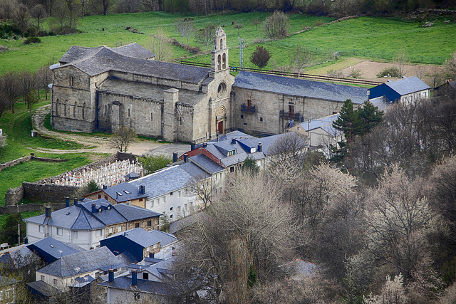 San Martín de Castañeda cerca del lago Sanabria