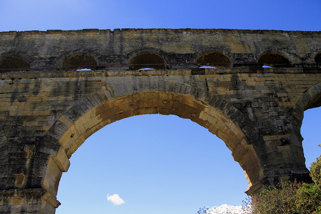 Arcos del puente de Gard