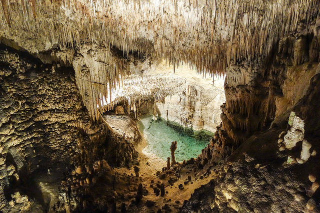 Cuevas del Drach