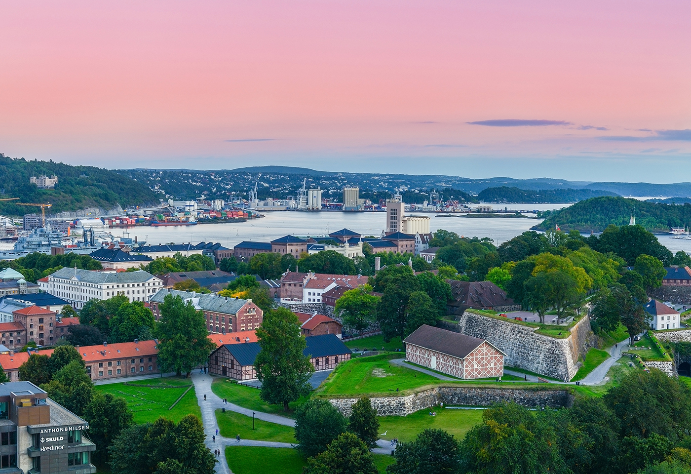 Noruega, uno de los países donde hay que cambiar de moneda