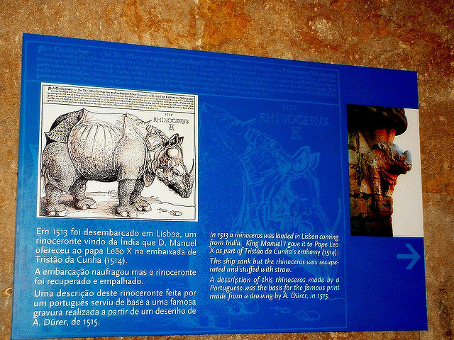 Panel con el rinoceronte de la torre de Belem