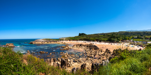 Playas de Llanes, Toró