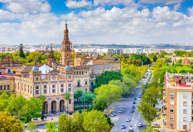 Llegar a la Plaza de España de Sevilla, vista exterior