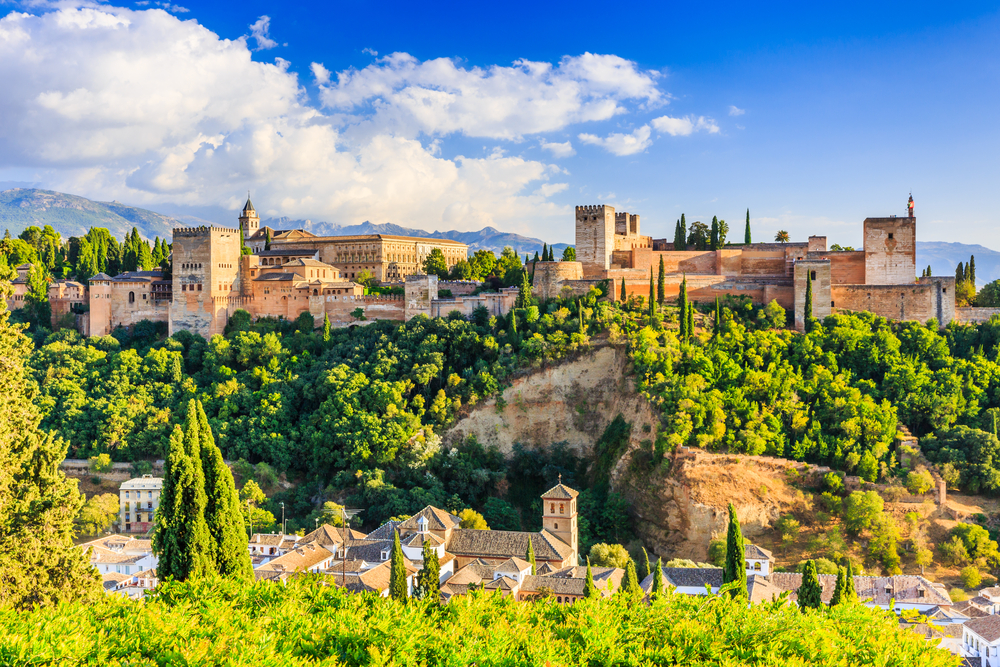 Las leyendas que encierran los muros de la Alhambra