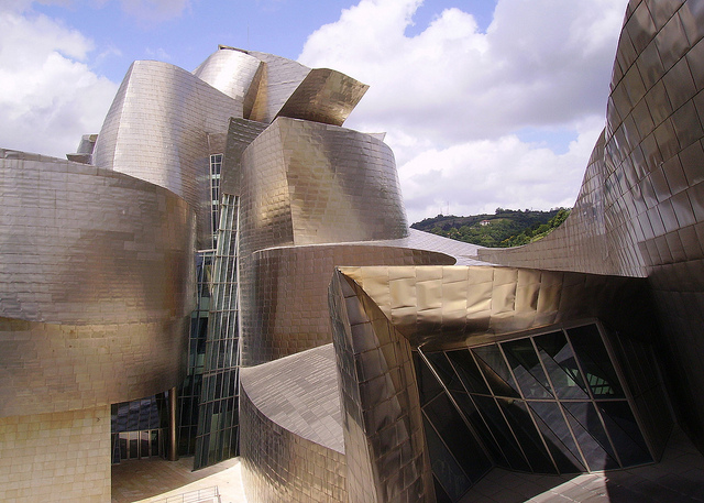 Detalle del exterior del Museo Guggenheim de Bilbao