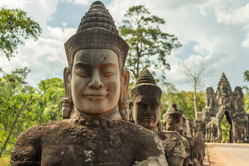 Esculturas en Angkor Wat