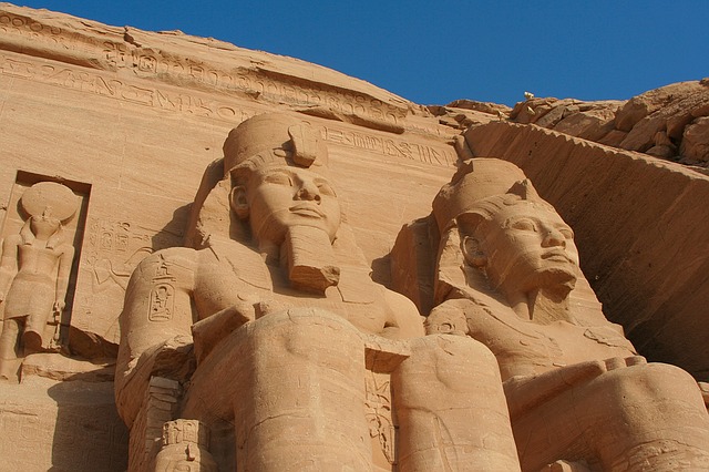 Estatuas de Ramsés II en Abu Simbel