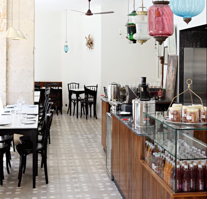 Restaurante MG para comer cerda dela catedral de Notre Dame