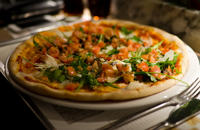 Pizza en Vapiano, restaurante para comer cerca de la catedral de Colonia