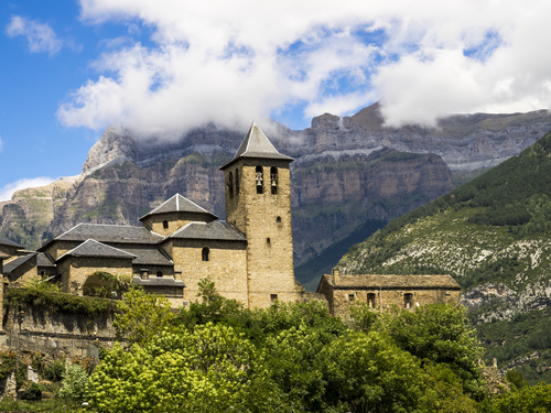 Torla, uno de los pueblos en la montaña de Huesca