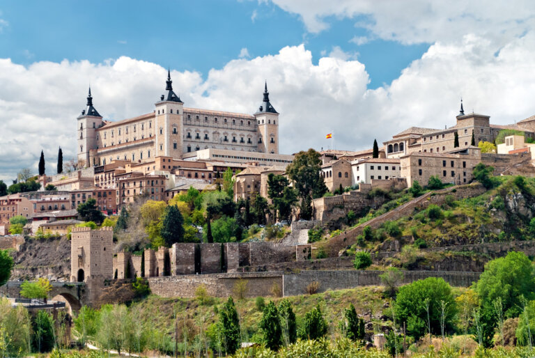 Cómo llegar al Alcázar de Toledo, una de las joyas de la ciudad