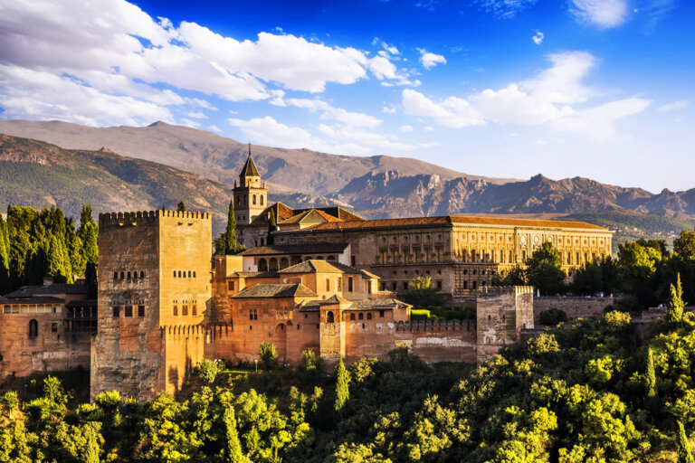 Visitamos los 5 lugares más turísticos de España