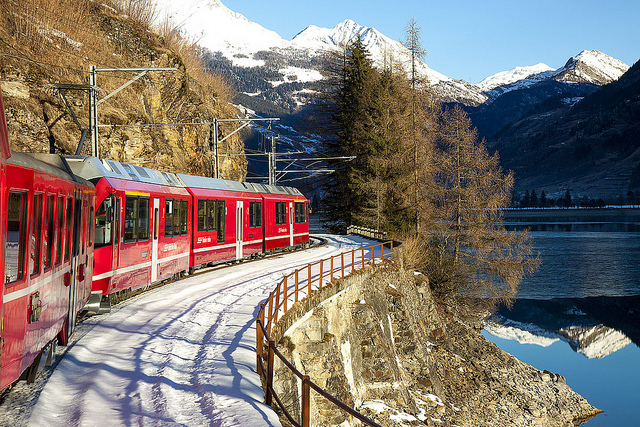 Bernina Express unod e los recorridos en tren por Europa