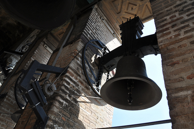 Campana en la Giralda de Sevilla