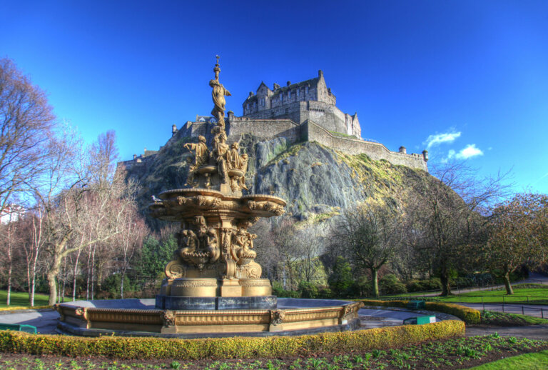 Guía del castillo de Edimburgo en Escocia