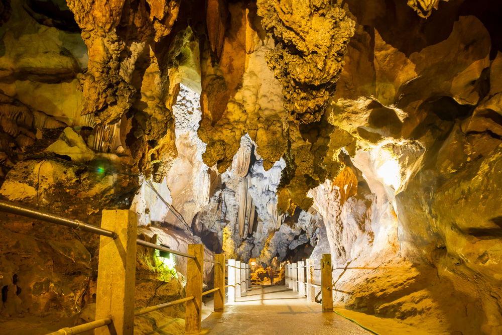 Cueva de Chiang Kaho en Tailandia