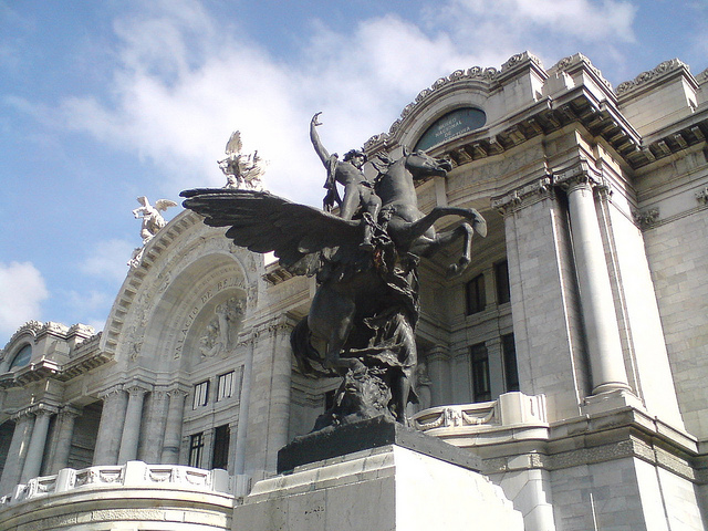 Detalle del Palacio de Bellas Artes de México