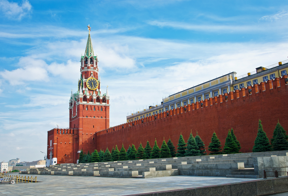 Torre Spasskaya en el Kremlin de Moscú