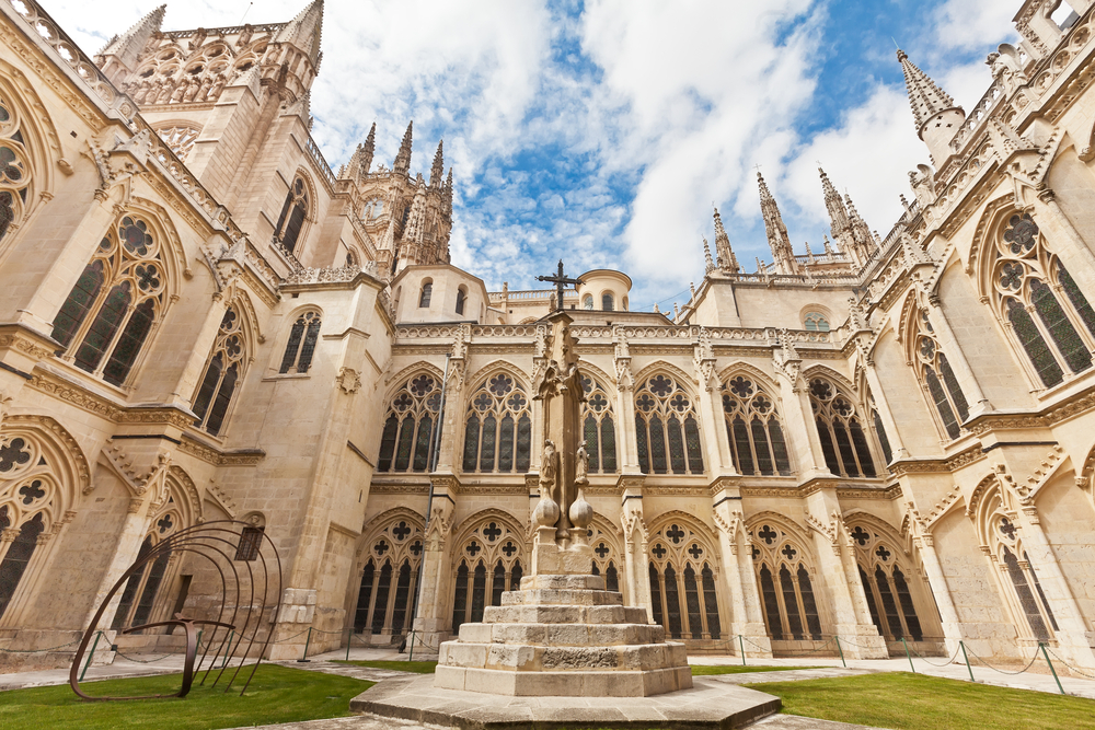 PAtio de la catedral de Burgos