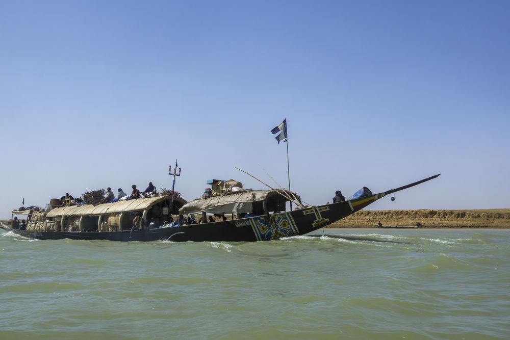 Río Níger una forma de llegar a Tombuctú