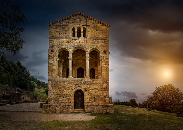 Santa María del Naranco