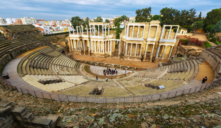 Damos un paseo por el teatro romano de Mérida