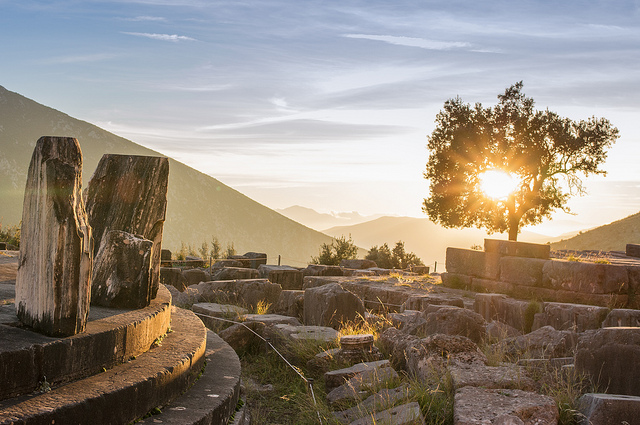 Templo de Atenea en Delfos