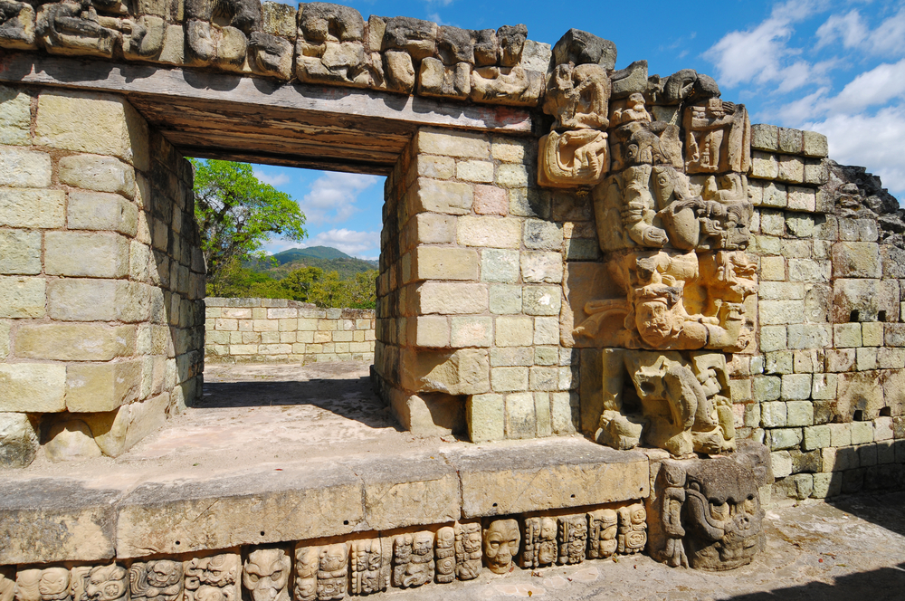 Templo en Copán en Honduras