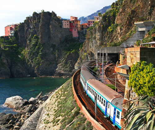 Tren en Manarola