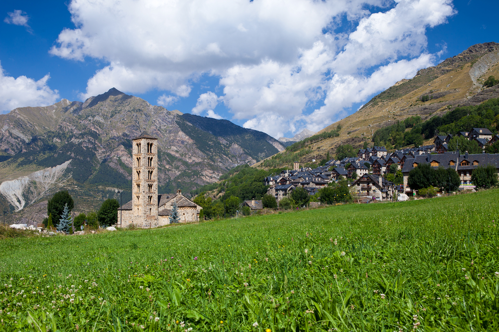 Iglesia en el valle del Boí