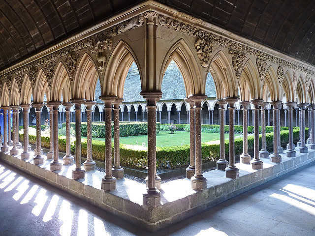 Claustro de la abadía de Mont Saint-Michel