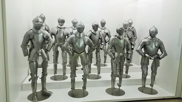 Armaduras en el Museo del Ejército