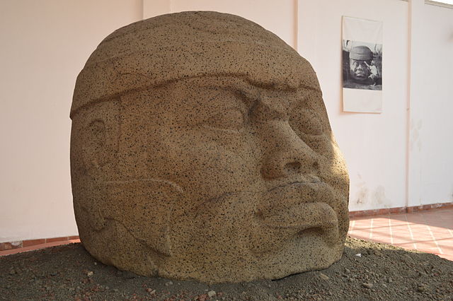 Cabeza colosal de México