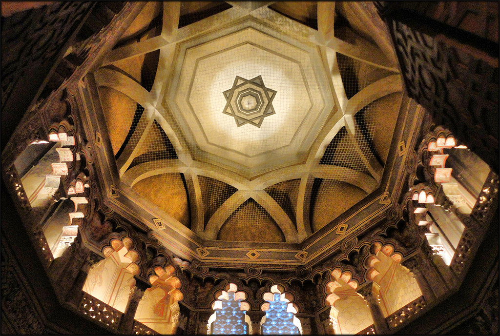 Cúpula en la Aljafería