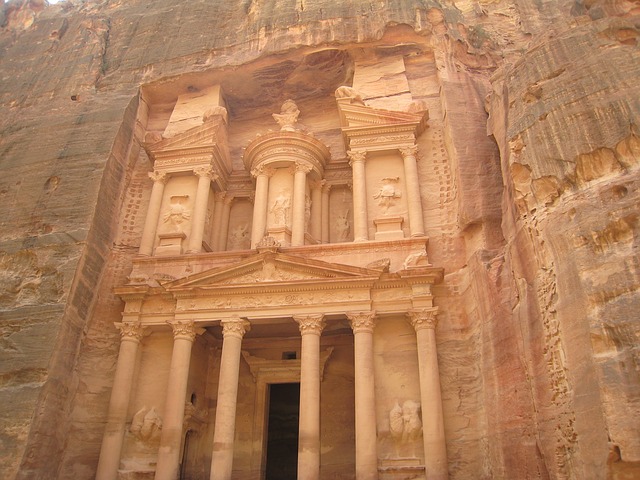 8 curiosidades de Petra que te encantará conocer