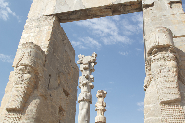Detalle dela puerta de las Naciones de Persépolis