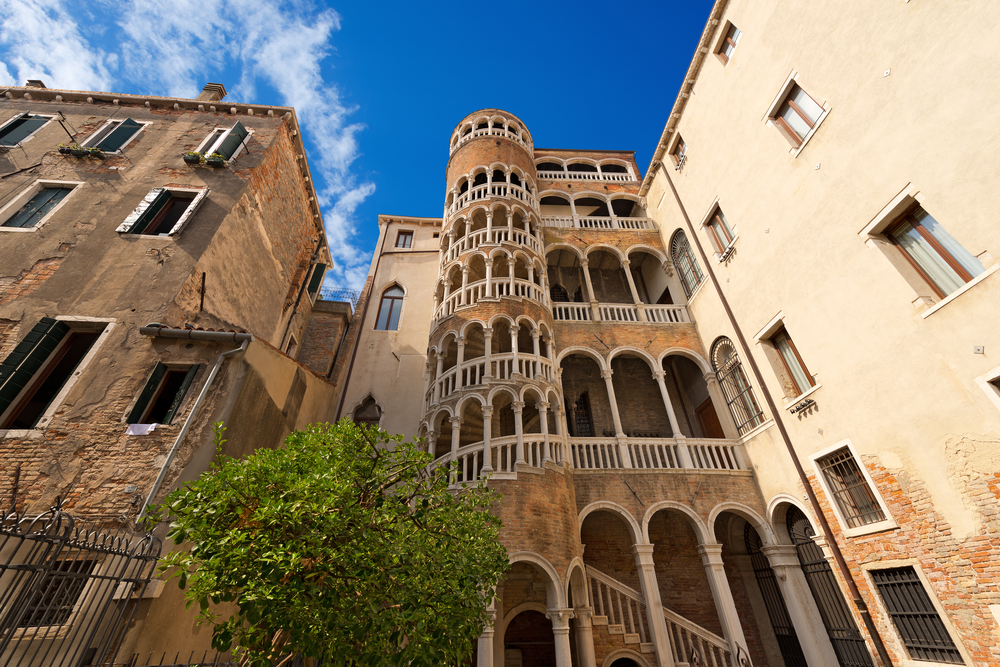 Escalera del Palacio Contarini de Venecia