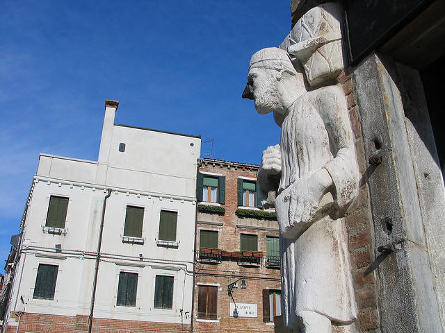 Estatua de Antonio Rioba en Venecia