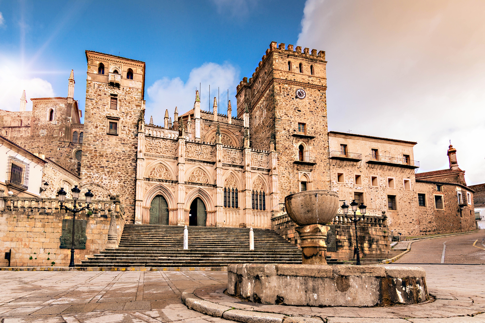 Fachada del Monasterio de Guadalupe